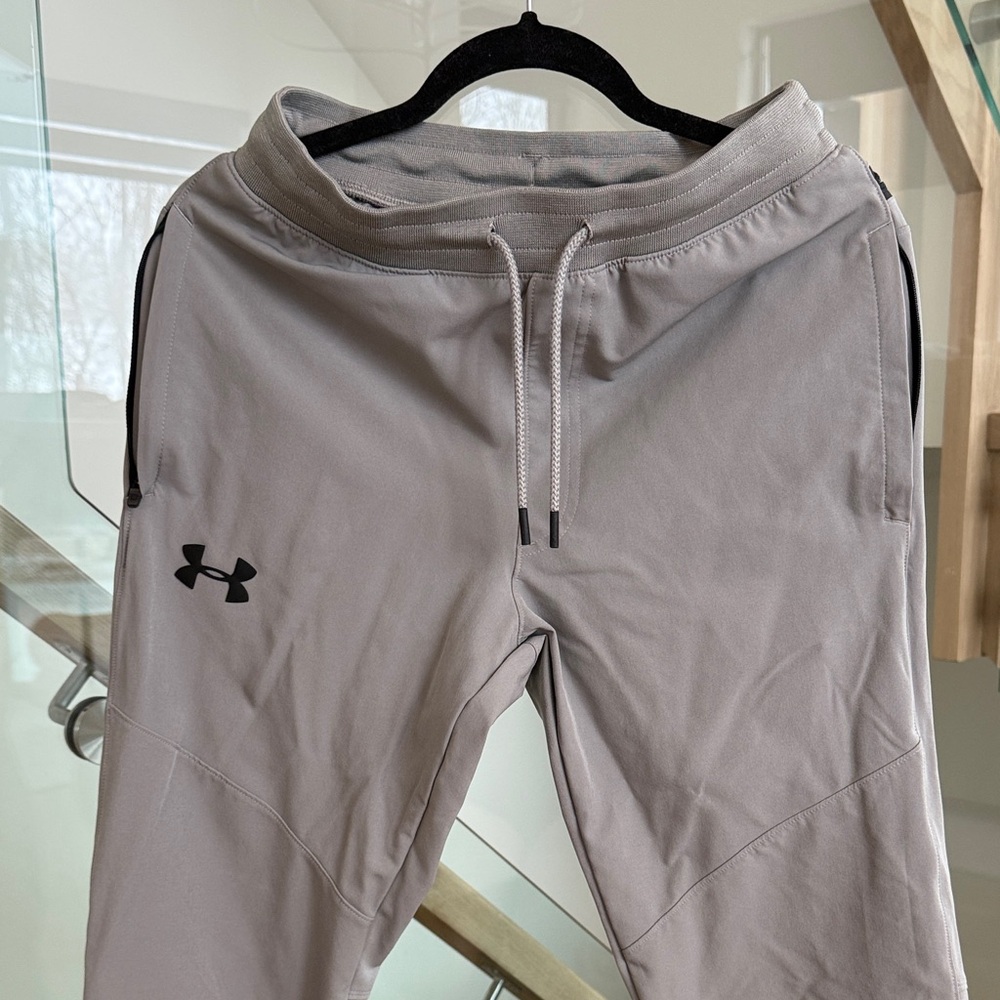 Under Armour Men's Light Gray Golf/Sport Pant